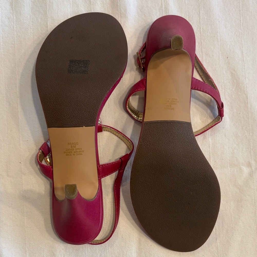 Steve Madden Women's Fuchsia Sandals - Picture 4 of 9